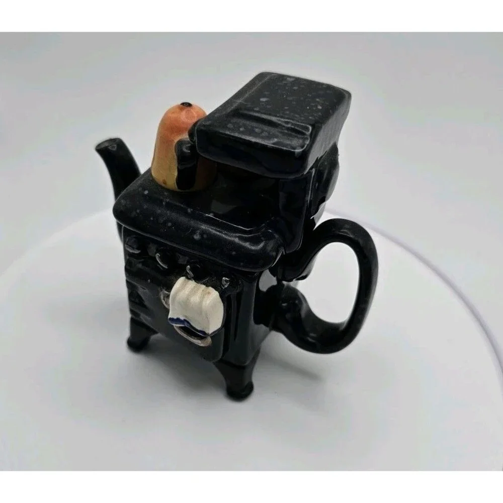 RARE! VINTAGE PAUL CARDEW BLACK CAST IRON STOVE MINI 1 CUP TEAPOT 4